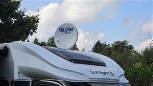 SAT-Antenne auf dem Pandamobil